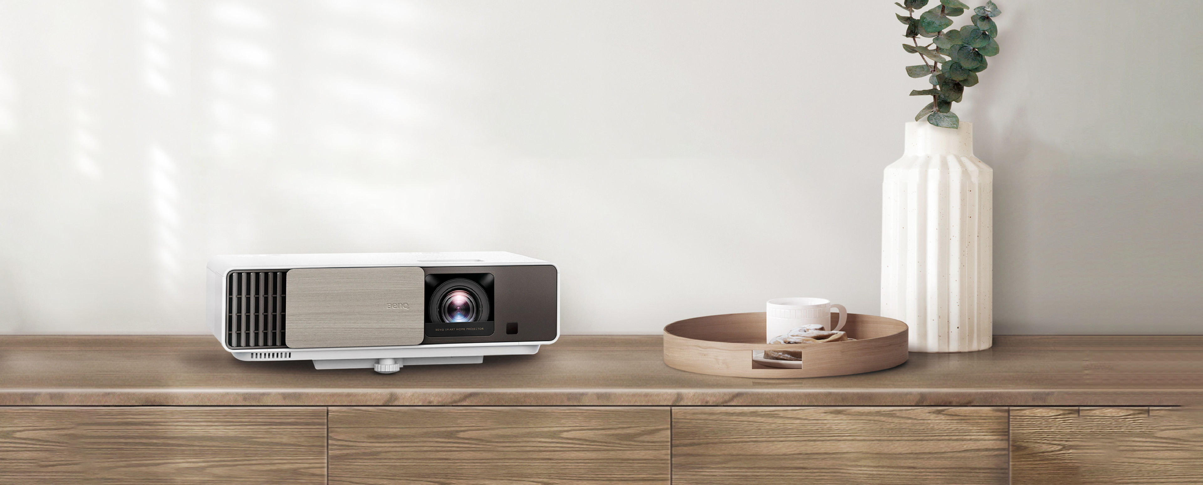 i750 | 高亮智能1080p旗舰投影