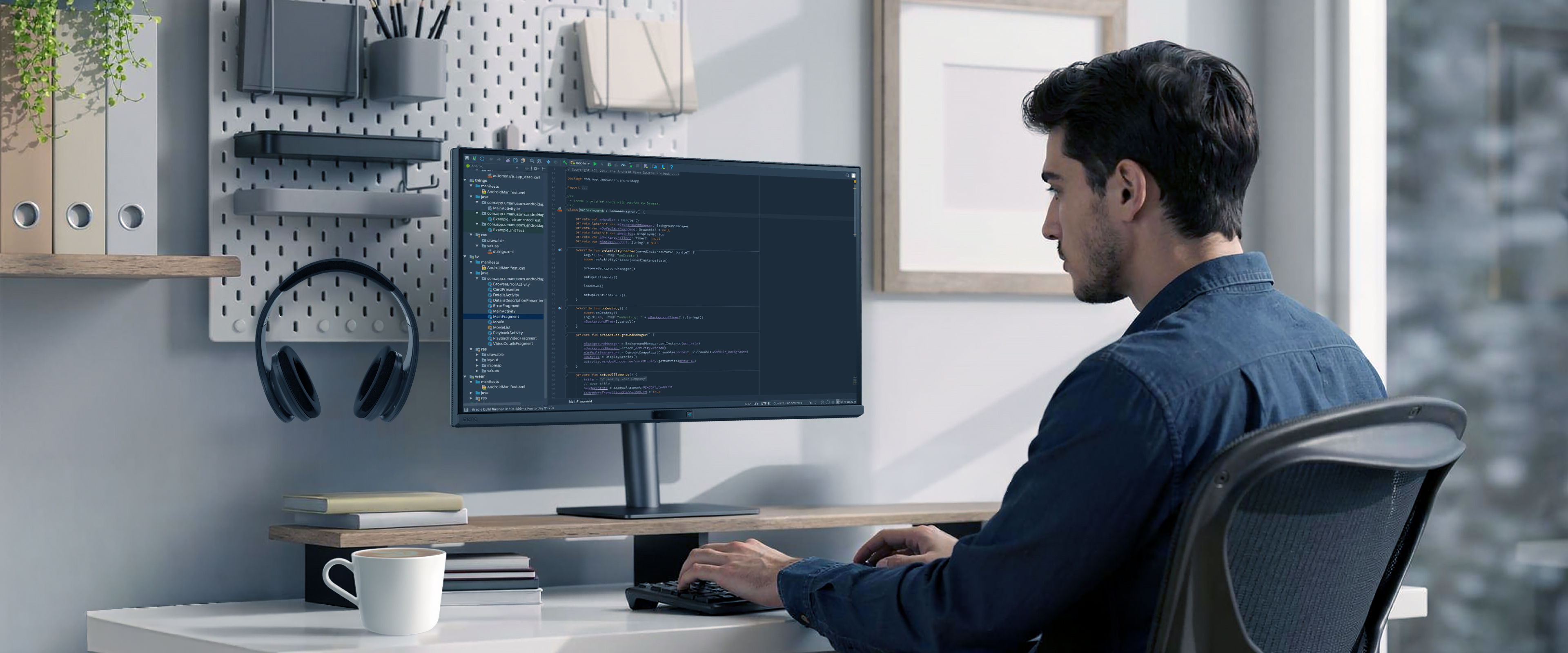 BenQ RD270Q knows the importance of eyes and ergonomics, so we prioritize them in every design.