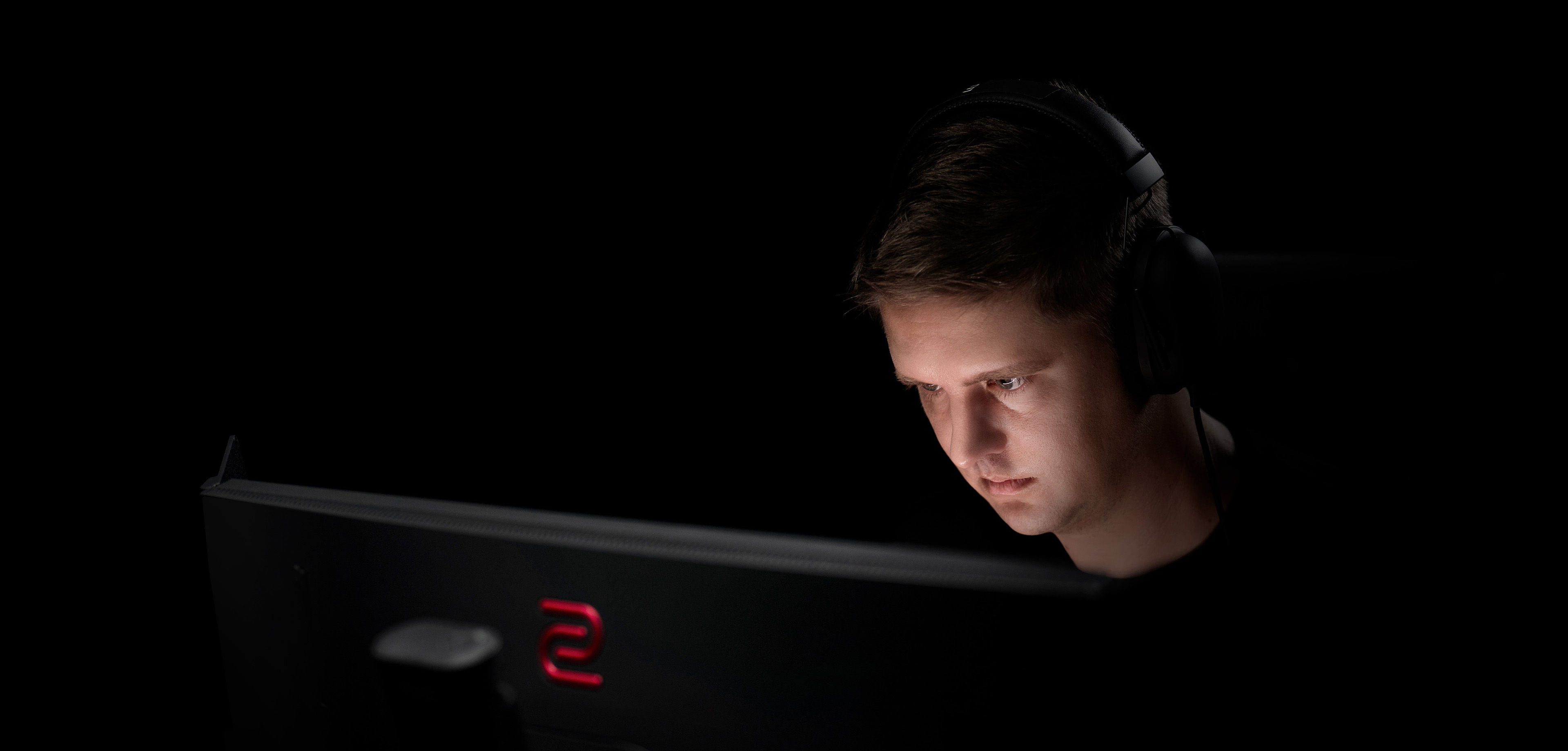 Strive for Perfection​. ZOWIE is focusing on designing dedicated esports gear for FPS players, striving to develop products and service to bring out your best in FPS competition.​